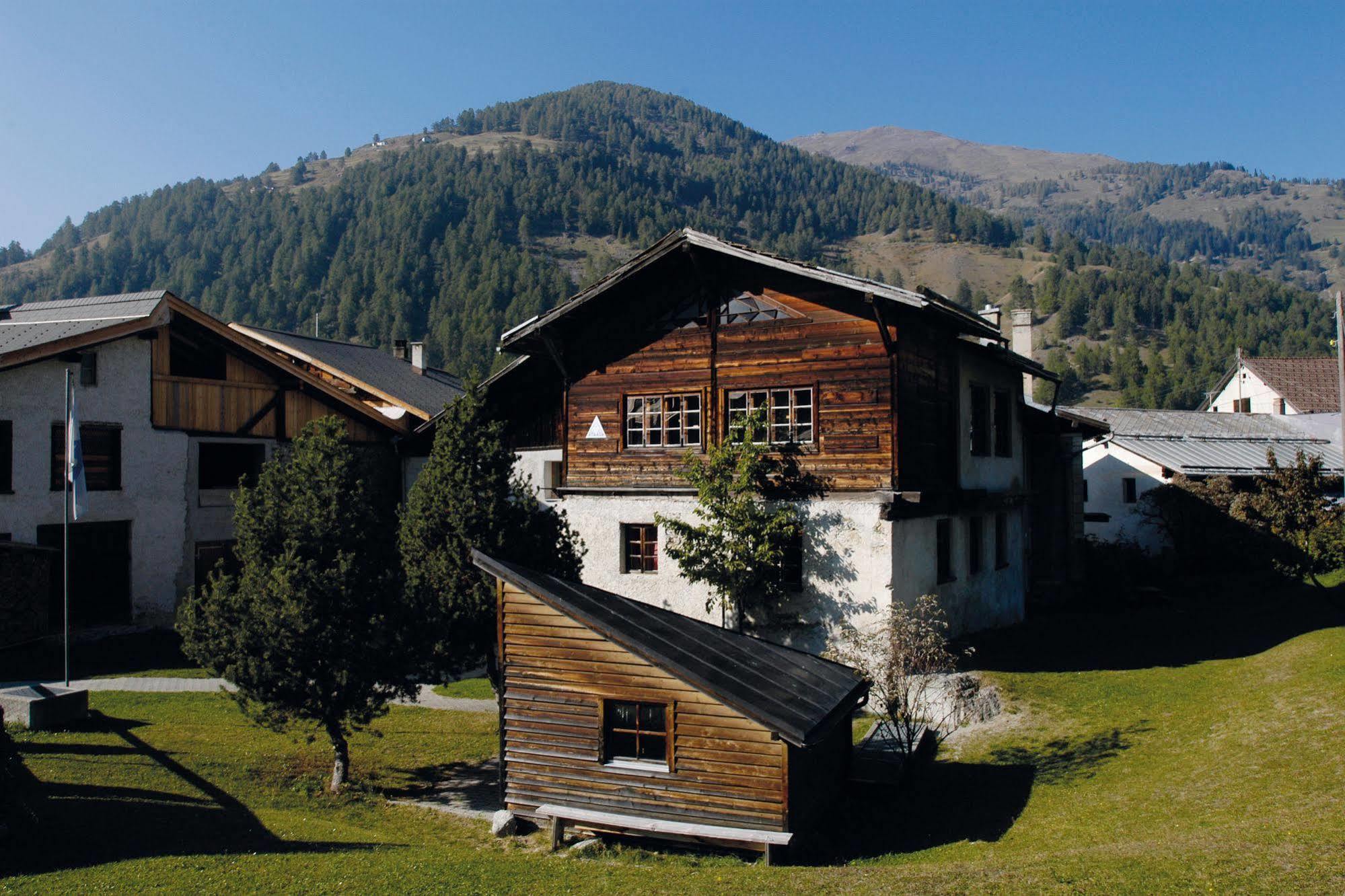 Sta-Maria Youth Hostel Santa Maria Val Muestair Exteriér fotografie